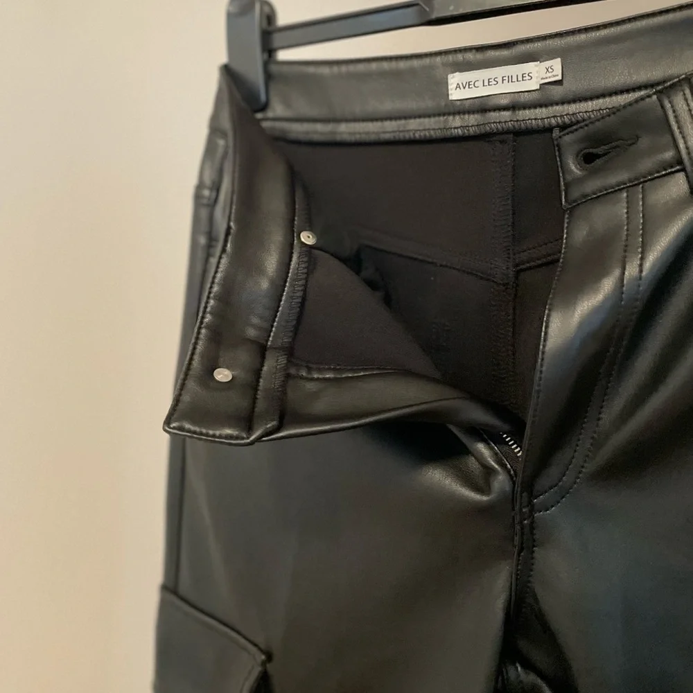 Avec Les Filles Faux Leather Pants in Black - Picture 6 of 11